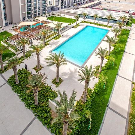 A Luxury Aprt 2 Bedrooms Balcony With Wonderful View Mall Access Hi Speed Wifi Beach Access & Much More For Family Only Samaheej Экстерьер фото